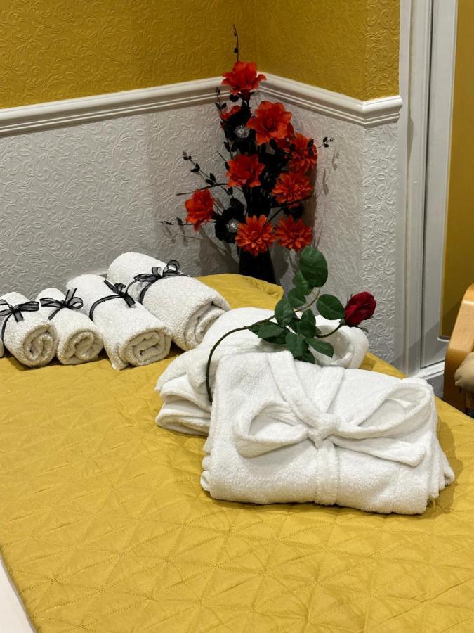 Atlanta Hotel 스카버러 외부 사진